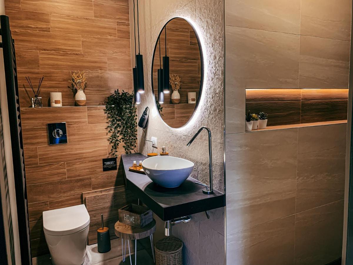 B&B Salus Civico 23 Reggio nell'Emilia Zewnętrze zdjęcie